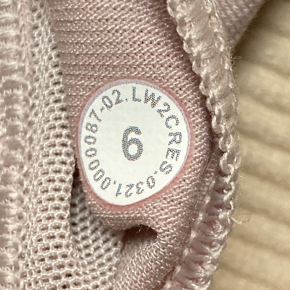 Lululemon on Strong Lines Bra Medium Support,
B/C Cup White Size 6 EUC - Picture 8 of 8